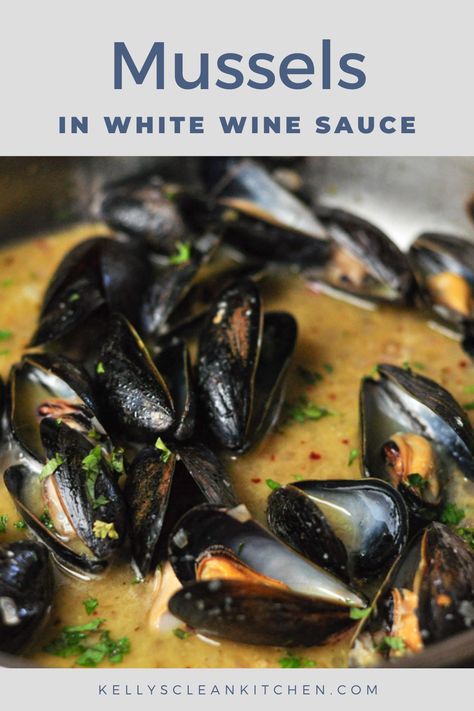 Mussels Recipe White Wine, Best Mussels Recipe, Easy Mussels Recipe, Mussels In White Wine Sauce, Seafood Snacks, Mussels In White Wine, Steamed Mussels, Mussels Recipe, White Wine Sauce