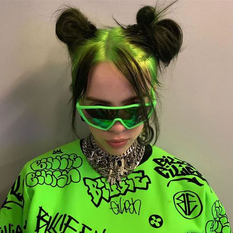 Where are the avocados? Let’s ask Billie Eilish and her new hair color. Green Hair, Sunglasses, Hair, Neon, Neon Green, Billie Eilish, A Woman, Green