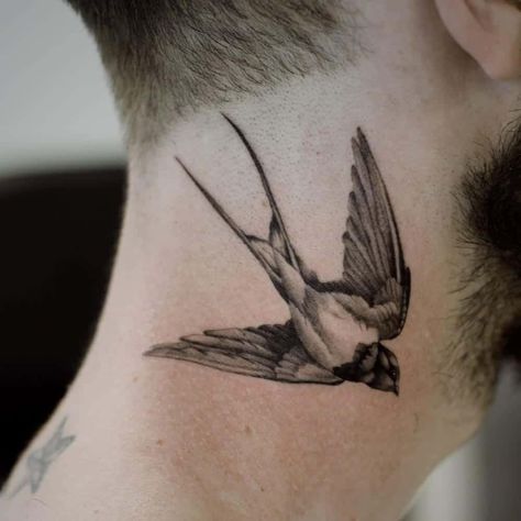 Swallow Tattoo Men, Bird Neck Tattoo, Golondrinas Tattoo, Kingfisher Tattoo, Neck Tattoo Ideas, Purple Tattoos, Vogel Tattoo, Sailor Tattoos, Sparrow Tattoo