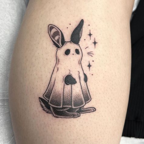 Bunny Ghost Tattoo, Creepy Bunny Art, Spooky Bunny Tattoo, Evil Rabbit Tattoo, Ghost Bunny Tattoo, Creepy Rabbit Tattoo, Spooky Animal Tattoos, Goth Bunny Tattoo, Creepy Bunny Tattoo