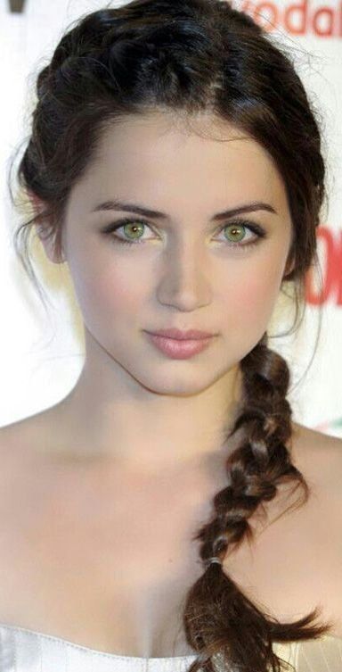 Красивые глаза_девушки_ Female Actresses Under 30, Lovely Eyes, Gorgeous Eyes, American Beauty, Pretty Eyes, Beauty Face, Girl Face, Beautiful Eyes, Pretty Face