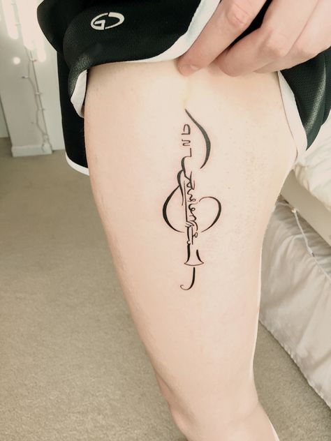 Clarinet Tattoo Ideas, Flute Tatoos, Classical Music Tattoo, Clarinet Tattoo, Clarinet Drawing, Saxophone Tattoo, Trumpet Tattoo, Flute Tattoo, Music Symbol Tattoo