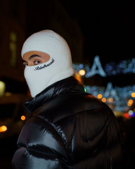 Hiphop Photoshoot, Balaclava Aesthetic, Steam Avatar, Ninja Mask, Boxing Clothes, Mask Aesthetic, Boy Blurred Pic, Boys Fits, Ski Mask