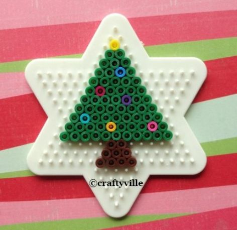 Perler Beads Julkransar Diy, Hama Beads Christmas, Christmas Perler Beads, Melty Bead Patterns, Pearl Beads Pattern, Hama Beads Design, Perler Crafts, Hama Bead, Hama Beads Patterns