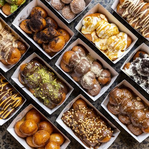 Donut Flavors, Food Business Ideas, Dessert Packaging, Delicious Donuts, Mini Donuts, Donut Recipes, Dessert Drinks, Cafe Food, Yummy Food Dessert