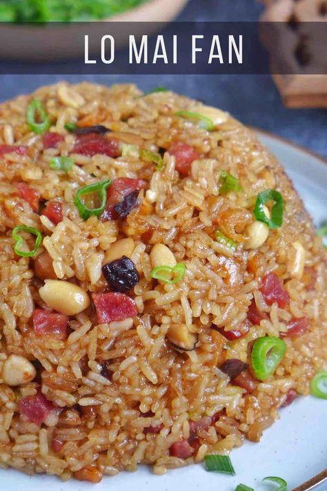 Sticky Fried Rice Recipe, Chinese Sticky Rice In Rice Cooker, Sticky Fried Rice, Authentic Fried Rice Chinese, Chinese Entrees, Rice Wok, Thai Food Dishes, Chinese Sticky Rice, Sticky Rice Recipe