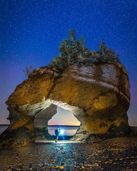 Hopewell Rocks, New Brunswick, Canada Canada Places, Hopewell Rocks, Canadian Road Trip, Canada Trip, Canada Photography, East Coast Road Trip, New Brunswick Canada, Beach At Night, Canadian Travel