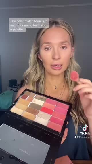 Easy full face makeup for beginners! If you want a free color match, visit my link and fill out my form! https://freecolormatch.me/oliviareeves ♥... | By Olivia Reeves | Facebook | Kind of like slow it down. Emurest hose. Right today we're going to talk basics of this makeup palette. It comes in multiple different sizes. It's beginner friendly and it's fail proof. Cream based makeup is the best for any kind of skin that you have. Like I don't care if it's oily combination or dry. It cream makeu How To Apply Full Face Makeup, Face Makeup For Beginners, Pale Skin Makeup, Full Face Makeup, Makeup For Beginners, Pale Skin, Makeup Base, Makeup Palette, I Don't Care