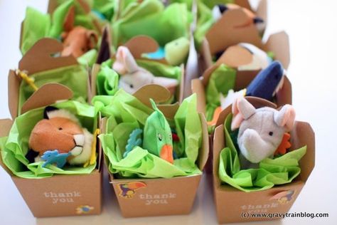 Gift Bag Jungle Party Favors, Safari Party Favors, Animal Party Favors, Zoo Birthday Party, Jungle Thema, Jungle Theme Birthday, Jungle Birthday Party, Zoo Birthday, Zoo Party