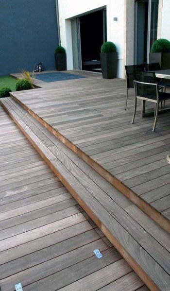 Contemporary Backyard, Moderne Have, Modern Deck, Wooden Terrace, Patio Deck Designs, Wooden Deck, House With Porch, Diy Deck, Wooden Decks