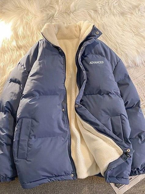 Vintage Solid Short Padded Coat with High Neck and Zipper - Black / S Vintage Winter Jackets Women, Denmark Winter Fashion, Coats For School, Winter Coat Aesthetic, Coats For Winter, Summer Outfit Accessories, High Collar Jacket, Cardigan Rosa, Winter Wardrobe Essentials