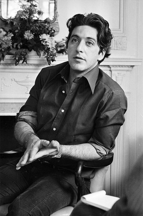 26 People Who Were Really, Ridiculously Hot When They Were Younger Young Al Pacino, Don Corleone, Gena Rowlands, Martin Sheen, Ian Mckellen, Faye Dunaway, I Love Cinema, John Mccain, Anthony Hopkins