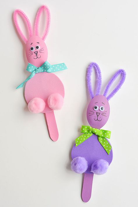 MY Easter Characters, Easter Crafts For Toddlers, Easter Arts And Crafts, Fun Easter Crafts, Spoon Crafts, Pink Crafts, Pipe Cleaner Crafts, Easy Easter Crafts, Easter Bunny Crafts