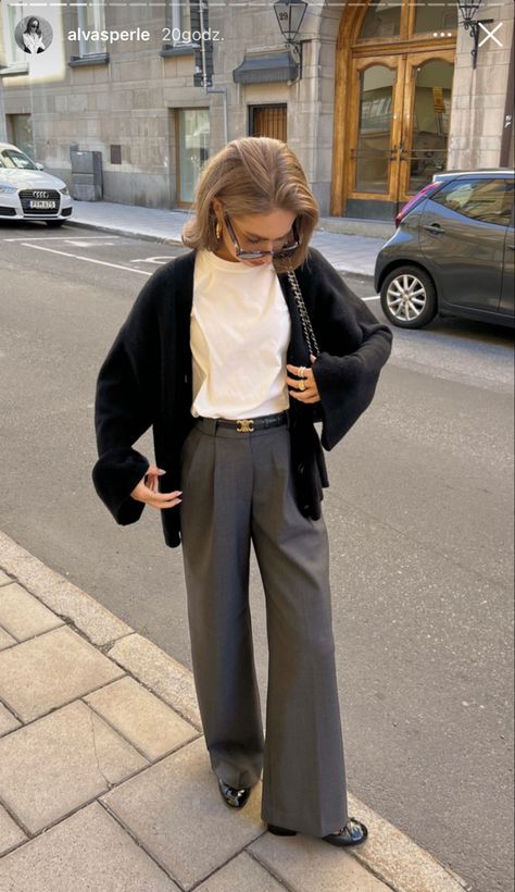 Spring Office Outfits Women Skirt, Intern Outfits Women, Intern Outfit, Artist Hue, Elegantes Outfit Damen, Best Winter Outfits, Work Fits, Paris Mode, Office Outfits Women