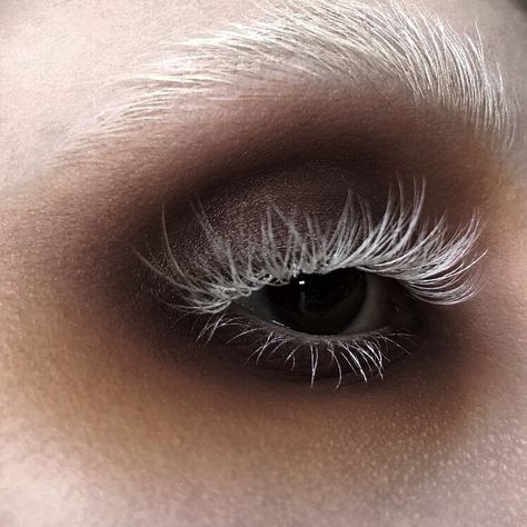 White Lash Extensions, White Lashes, White Mascara, White Eyelashes, Runway Makeup, Dope Makeup, Edgy Makeup, Gothic Makeup, Eye Makeup Art