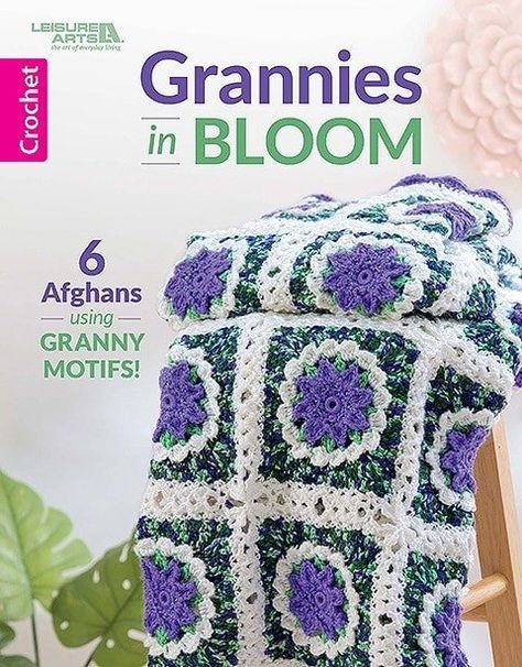 Swedish Weaving Patterns, Easy Beginner Crochet Patterns, Granny Pattern, Crochet Garden, Crochet Granny Square Blanket, Vintage Crochet Pattern, Crochet Square Patterns, Leisure Arts, Granny Squares Pattern