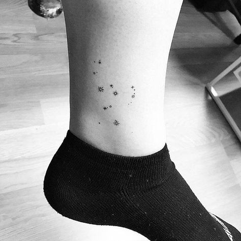 Her: "The story is that Orion was chasing the Pleiades so Zeus put them in the sky to protect them. But then he put Orion right next to them." Me: "So he's basically chasing them through the skies forever!" Orion Constellation Tattoo, Orion Tattoo, Best Small Tattoos, Orion Constellation, Constellation Tattoo, Star Tattoo, Cool Small Tattoos, Laser Tattoo, Constellation Tattoos