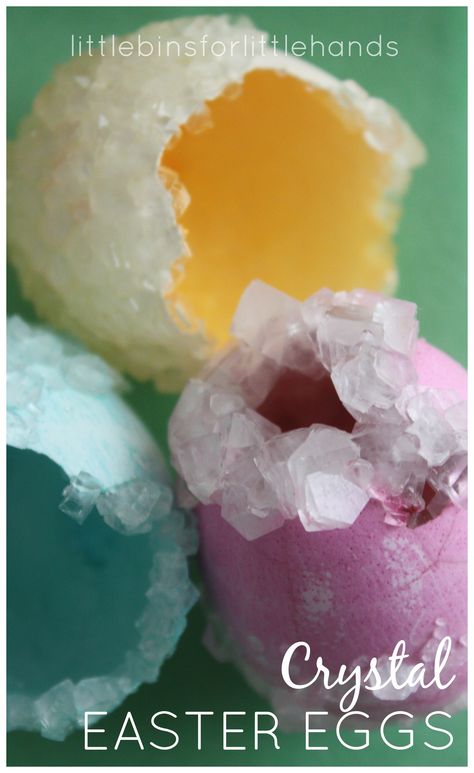 Crystal Eggs Easter Science Borax Crystals Activity. Grow crystals. It's fun and easy to set up and have great results! Easter Science Experiments, Chemistry Experiments For Kids, Easter Science, Easter Egg Activities, Cool Easter Eggs, Borax Crystals, Diy Easter Eggs, Creative Easter Eggs, Growing Crystals