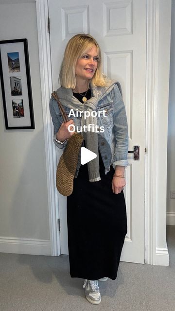 Travel Layering Outfits, Outfit Ideas For Travel, Plane Outfit Airport Style, Airport Outfits For Women, Chic Travel Outfit, Plane Outfit, Comfortable Travel Outfit, Airport Travel Outfits, Travel Outfit Plane