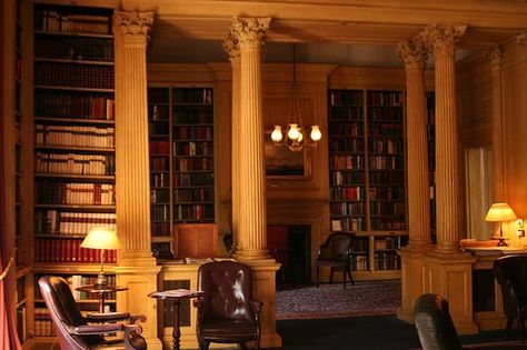 Travellers Club:  interior imagery for Ibsen Club Library Rooms, Uk Culture, Classic Life, Rich Decor, Mini Library, Pall Mall, Library Room, Gentlemans Club, Book Room