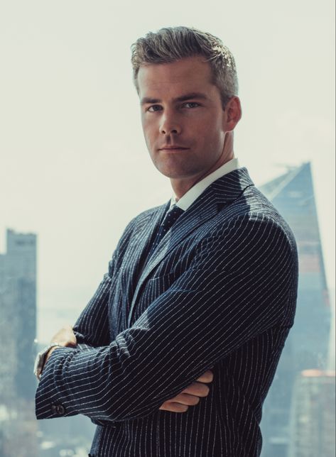 Ryan Serhant, Dan Bilzerian, Latest Workout, Sales Techniques, Staff Meetings, Popular People, Real Estate News, Reality Tv Shows, Sales And Marketing