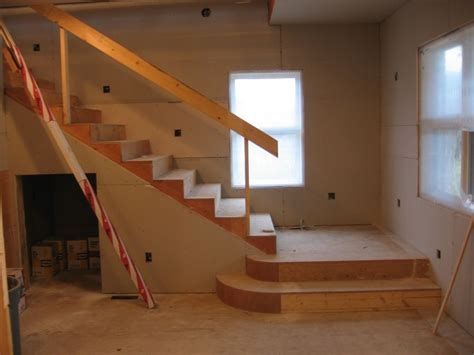 Best 5 Stairs Makeover Landing #stairs #stairsdesign #design #ideas Basement Steps With Landing, Basement Stairs Landing, Basement Stairs With Landing, L Shaped Stairs With Landing, Basement Stair Landing, Top Of Basement Stairs, Landing Stairs Ideas, Stairs Landing Design, Stair Landing Ideas