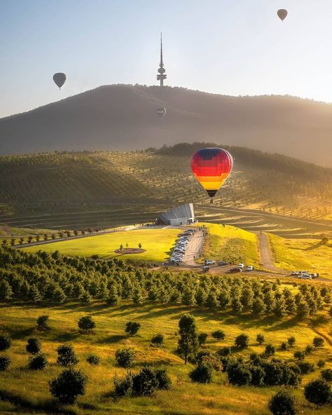 Canberra, Australian Capital Territory 🎈 📸by: @jrodcaptures Canberra Aesthetic, Cc Makeup, Canberra Australia, Australian Capital Territory, Capital Cities, Travel Australia, Beautiful Picture, Canberra, Australia Travel