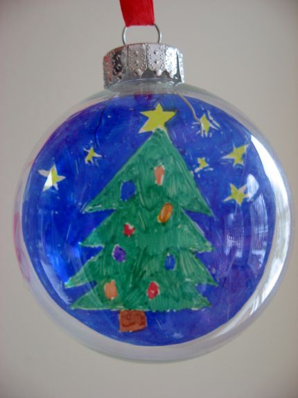 How to make DIY glass ornaments for your Christmas tree and holiday decor #make #ornament skiptomylou.org Art Ornaments, Kids Christmas Ornaments, Clear Ornaments, Mason Jar Crafts Diy, Glass Ball Ornaments, Preschool Christmas, Kids Artwork, Easy Christmas Crafts, Kids Ornaments