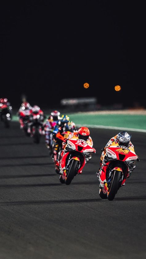 Motor Racing Aesthetic, Motorcycle Racing Aesthetic, Moto Gp Aesthetic, Moto Gp Wallpapers, Motogp Aesthetic, Ninja Bike, Best Motorbike, Motorbike Racing, Race Photography