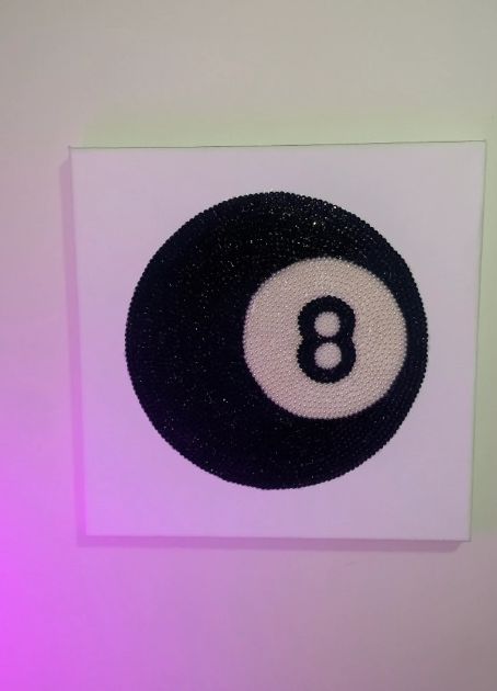 8 ball glitter art painting rhinstones Magic 8 Ball Painting, 8ball Painting, Glitter Art Painting, Magic 8 Ball, Glitter Art, 8 Ball, Projects To Try, Art Painting, Glitter