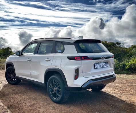 We head up the West Coast for a good ol' fashioned road trip in the new Toyota Urban Cruiser 1.5 XR auto to assess the box-fresh crossover. Urban Cruiser Toyota, Cars For Teenagers, Cars Expensive, Luxury Cars Bmw, Toyota Cruiser, Crossover Cars, Tokyo Drift Cars, Toyota Suv, Aesthetic Dream