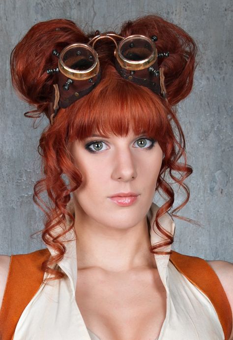 Steampunk Makeup, Steampunk Hairstyles, Beyonce Hair, Costume Carnaval, Fancy Braids, Mode Steampunk, Steampunk Couture, Steam Girl, Victorian Hairstyles