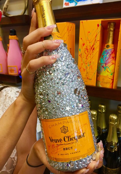 Bejeweled Wine Bottles, Diamond Champagne Bottle, Custom Wine Bottle, 30th Birthday Champagne Bottle, Sparkle Champagne Bottle, Diy Disco Champagne Bottle, Veuve Clicquot Decorated Bottle, Veuve Birthday Party, Champagne Bottle Design