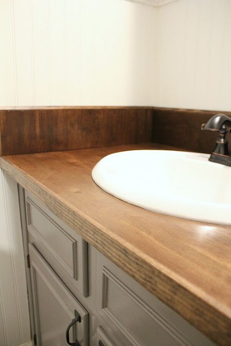 DIY wood Bathroom Countertop: how we replaced our ugly formica countertops in one weekend Wood Bathroom Countertop, Bathroom Vanity Redo, Diy Wood Countertops, Countertop Inspiration, Replacing Kitchen Countertops, Kitchen Remodel Countertops, Wood Worktop, Countertops Bathroom, Formica Countertops