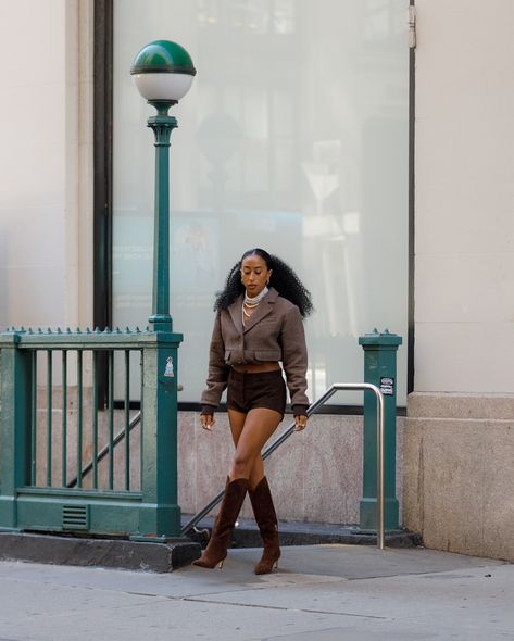 Fashion week look & fall ready with @marc.fisher & these super cute suede boots #marcfisherpartner 👢🍂🤎 Boots, Street Style Parisian, Marc Fisher, Photography Inspo, Suede Boots, Fashion Week, Super Cute, Street Style, My Style