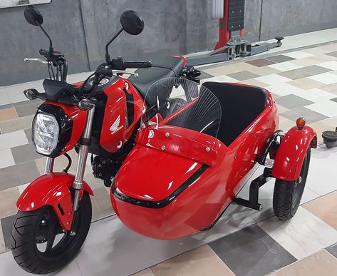 Things to Know about Sidecar Honda Grom - Sidecar Motorcycle & Sparepart Honda Grom Custom, Grom Bike, Street Moto, Sidecar Motorcycle, Honda Grom, Motorcycle Sidecar, Bike Lovers, Mini Bike, Bike Design