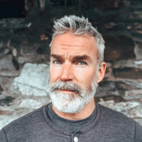 Instagram post by Patrick Simard • Dec 28, 2020 at 6:18pm UTC Grey Haircuts, Hairstyles For Gray Hair, Grey Hair Beard, Haircut Tutorials, Medium Long Hairstyle, Grey Hairstyle, Straight Haircut, Older Mens Hairstyles, Grey Hair Men