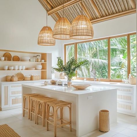 Modern Tropical Kitchen, California Coastal Kitchen, Tropical Kitchen Design, Bali Homes, Coastal Boho Kitchen, Hawaii Kitchen, Coastal Inspired Kitchens, Kitchen Beach House, Mediterranean Boho