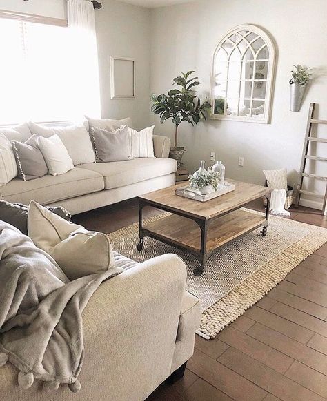 Cream Leather Couch, Cream Couch Living Room, Cream Sofa Living Room, Beige Living Room Decor, Styled Living Room, Grey Living Room Sets, Lounge Room Styling, Modern Living Room Set, Leather Couches Living Room