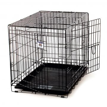 The multifunctional Pet Lodge Wire Dog Crate easily adapts for home, travel, and training purposes. Has a removable divider panel so you can create a smaller space for your puppy (helps with house training), then allow the crate to expand as your pet grows to adult size. Small Pet Carrier, Airline Pet Carrier, Wire Crate, Wireless Dog Fence, Puppy Crate, Large Dog Crate, Wire Dog Crates, Cat Cages, Giant Dogs