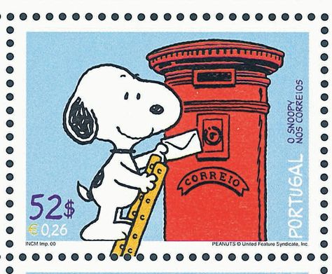 Snoopy Stamp طوابع بريد, Postage Stamp Design, Graphisches Design, Going Postal, Peanuts Cartoon, Pocket Letter, Postage Stamp Art, Snoopy Love, Snoopy Christmas