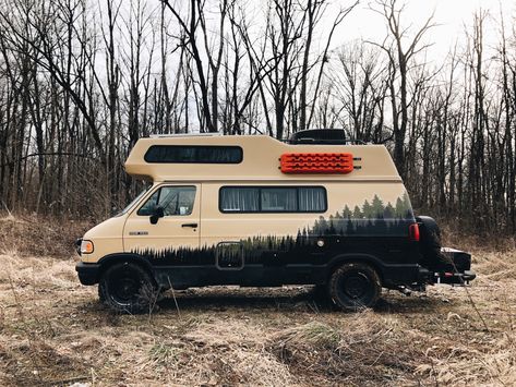 Van Life Exterior Paint, Camper Van Exterior Paint Ideas, Camper Van Decals, Van Exterior Paint Ideas, Camper Van Exterior, Van Paint Jobs, Van Build Ideas, Popup Remodel, Dodge Camper Van