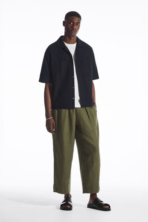 CROPPED WIDE-LEG LINEN PANTS Cropped Pants Men Outfit, Wide Pants Men, Cos Menswear, Linen Pants Men, Cropped Pants Outfit, Cropped Pants Men, Yarn Spinning, Wide Leg Linen Trousers, Black Linen Pants