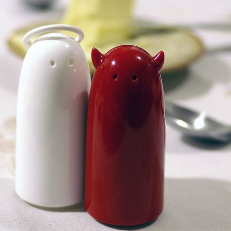 23 Fun And Playful Salt & Pepper Shaker Designs Salt Pepper Shakers Design, Salt Shakers, Industrial Inspiration, Angel Devil, Salt N Pepper, Ange Demon, Salt Shaker, Angel And Devil, Salt And Pepper Set