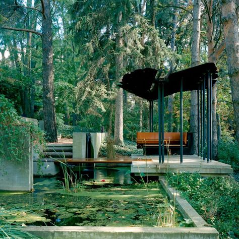 Shim-Sutcliffe Architects | Dezeen Shim Sutcliffe, Toronto Architecture, Glass Chapel, Garden Pavilion, Pool Picture, Steel Columns, Reflecting Pool, Timber Cladding, Architecture Awards