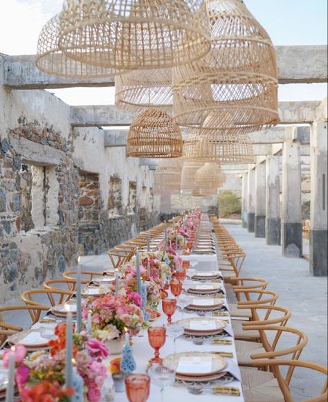 Rattan Wedding Decor, Cabo Wedding, Wedding Consultant, Boda Mexicana, Cabo Weddings, Wedding 2025, Wedding Spring, Garden Party Wedding, Long Table