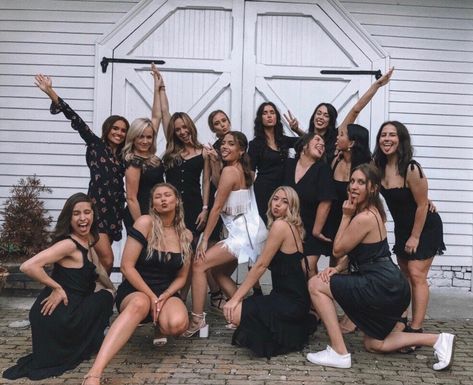 Bachelorette Party Outfit Black, Bachelorette Party Pictures, Black Bachelorette Party, Trendy Bachelorette Party, Hen Party Dress, Scottsdale Bachelorette Party, Hens Party Themes, Hen Party Outfits, Bachelorette Party Planning