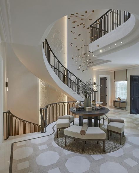 Luxury Houses Entrance, Sophie Paterson Interiors, Sophie Paterson, Luxury Staircase, Hallway Designs, Entrance Foyer, Foyer Design, Railing Design, Luxury Homes Interior