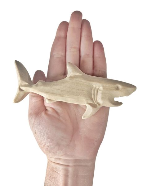 Carved Wood Shark Unfinished / DIY Shark Crafts / DIY Pretend Play Animal / Waldorf Montessori / Ocean Figurine / Birthday Gift /shelf Decor - Etsy Taiwan Easy Things To Carve Out Of Wood, Shark Wood Carving, Wood Carved Animals, Wood Animals Diy, Small Wood Carving Ideas, Shark Carving, Easy Wood Carving, Wood Shark, Diy Pretend Play