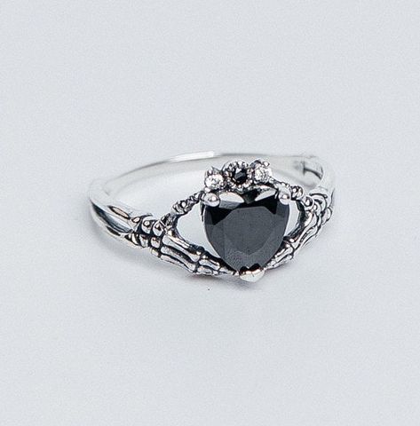 Claddagh ring women Gothic wedding ring Goth ring Weight in silver about 3.5 g Silver Kt: 925 Material: high quality solid 925 sterling silver Material to order: gold plated 14k sterling silver 925, gold from 14K to 24K All our works are done personally for you by hand with love and care in our workshop. Wedding Ring Goth, Alt Promise Rings, Wedding Rings Gothic, Gothic Promise Rings, Goth Engagement Ring, Goth Wedding Rings, Black And Silver Rings, Goth Wedding Ring, Goth Engagement Rings